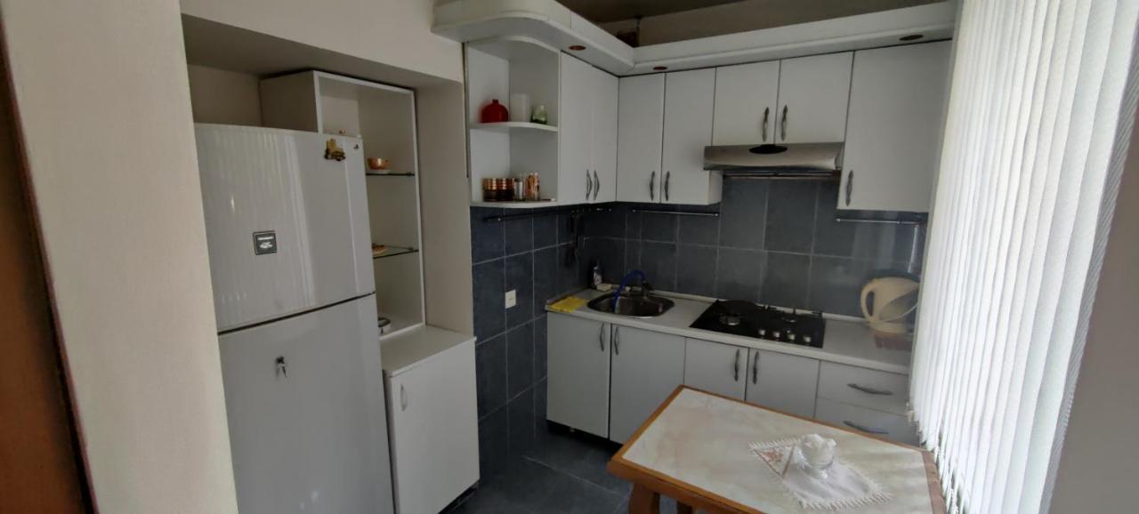 Budget One Room Apartment Баку Екстер'єр фото